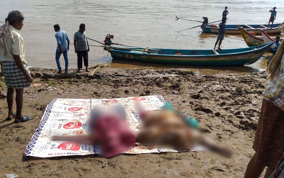 8 dead, 25 missing as boat carrying tourists capsizes in river in AP