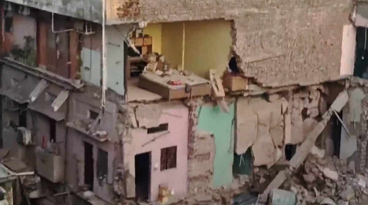 4-storey building collapses in north Delhi's Subzi Mandi, no casualties reported