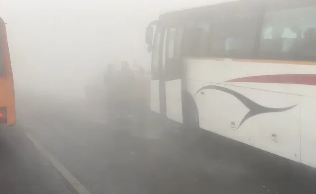1 dead, 24 injured in vehicle pile-up in UP amid dense fog