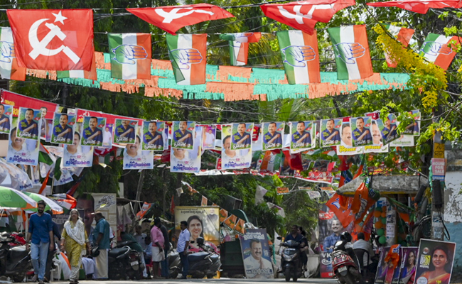 Minor protests reported in Kerala polling over bogus vote allegations