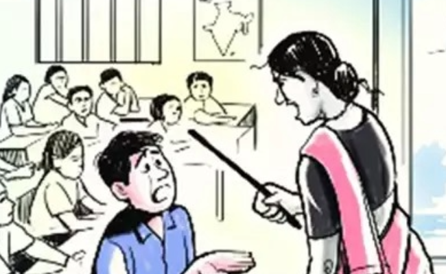 30 students with bandages, parents storm into Thane school accusing teacher of 'merciless' beating