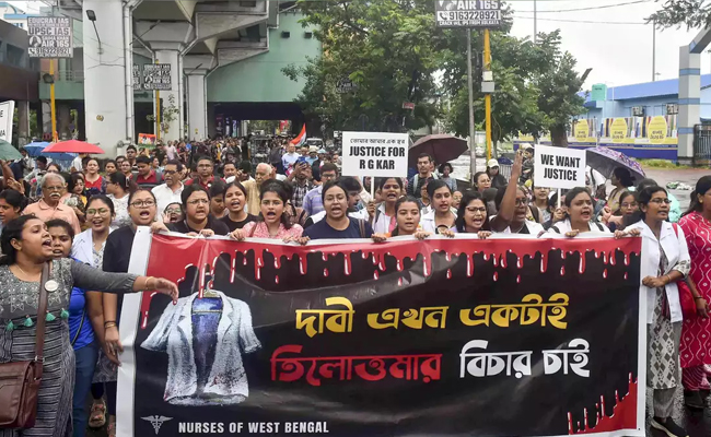 RG Kar doctor's death: Protestors march to CBI office demanding speedy justice