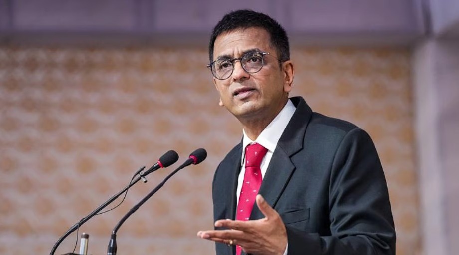 SC administration writes to Centre, seeks removal of ex-CJI Chandrachud  from official residence