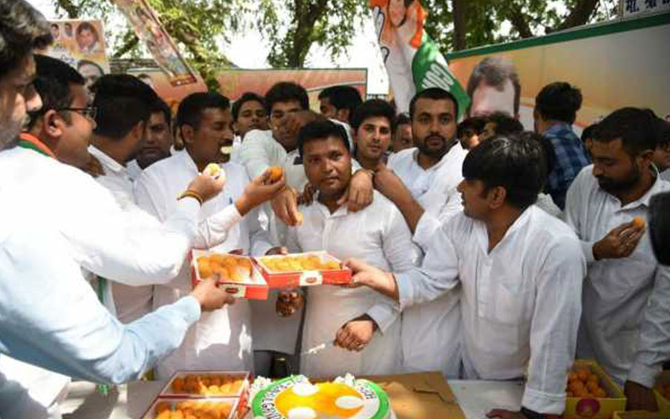 Congress celebrates Rahul Gandhi's birthday