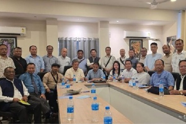 Govt holds talks with four Kuki militant outfits in Guwahati