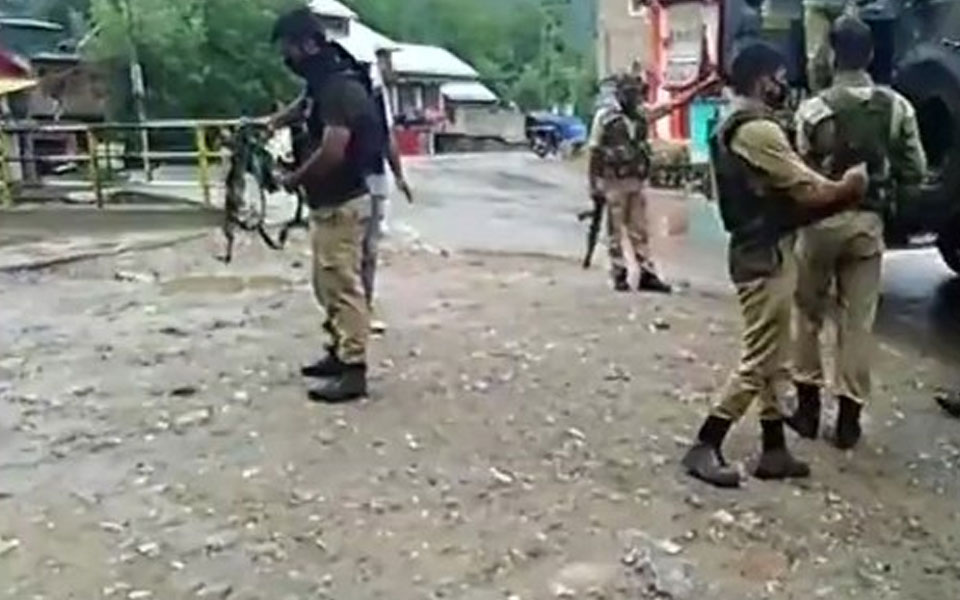 CRPF trooper killed in J&K attack