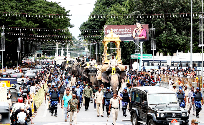 Palace city of Mysuru gears up for Dasara festival