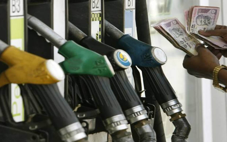 IOC resumes dynamic pricing, petrol near 5-year high in Delhi