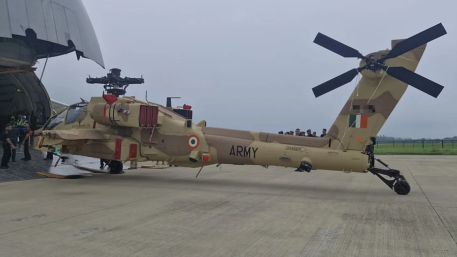 Boeing delivers three Apache choppers to Indian Army
