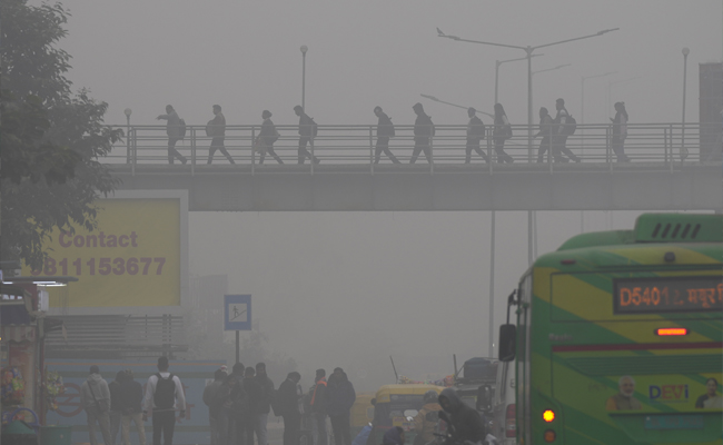 Noticeable reduction in vehicular movement on Delhi roads after GRAP-4 imposed: Govt