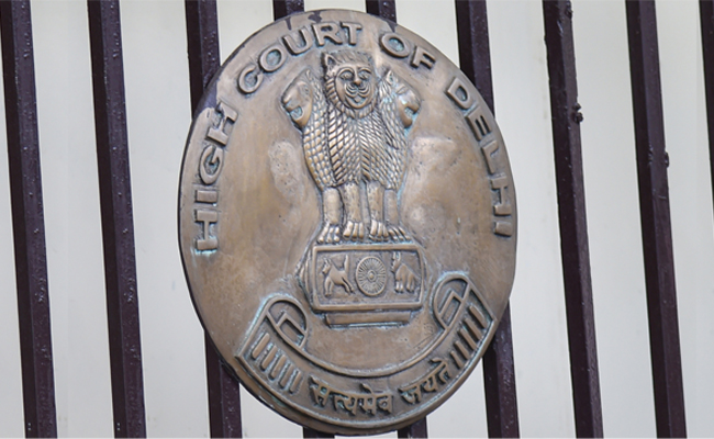 Excise Policy: Delhi HC seeks stand of Kejriwal, Sisiodia on CBI plea against discharge