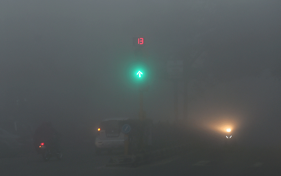 50 plus flights delayed at Delhi airport due to dense fog