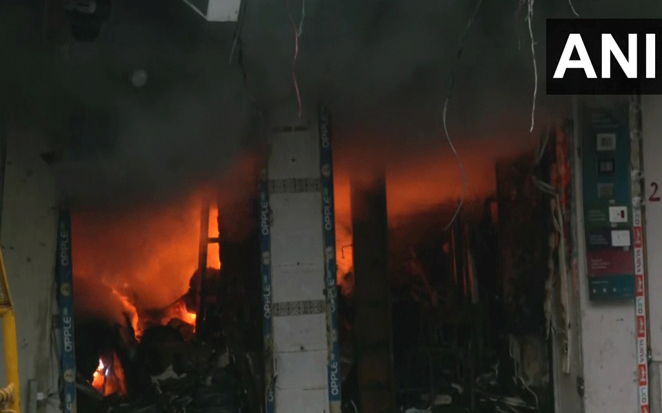Over 50 shops gutted in fire at wholesale market in Delhi's Chandni Chowk