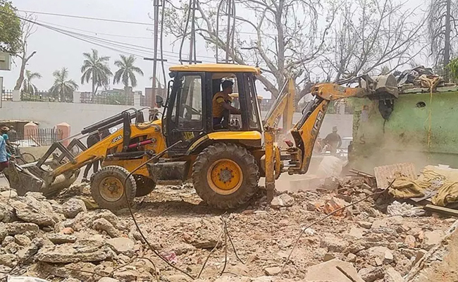 UP: Villagers voluntarily demolish madrasa, mosque, school built on Gram Sabha land in Sambhal