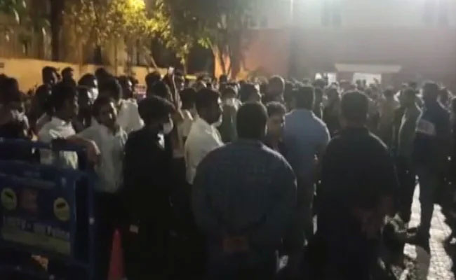 95 detained after cops raid rave party in Thane; drugs seized