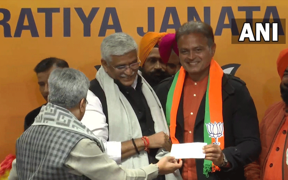 Former cricketer Dinesh Mongia, Fateh Bajwa join BJP ahead of Punjab Assembly polls
