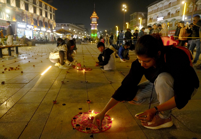 People across country revel in Diwali; Delhi defies firecracker ban