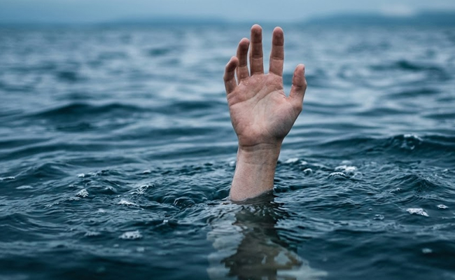 Three youngsters drown in river during picnic in Pune district