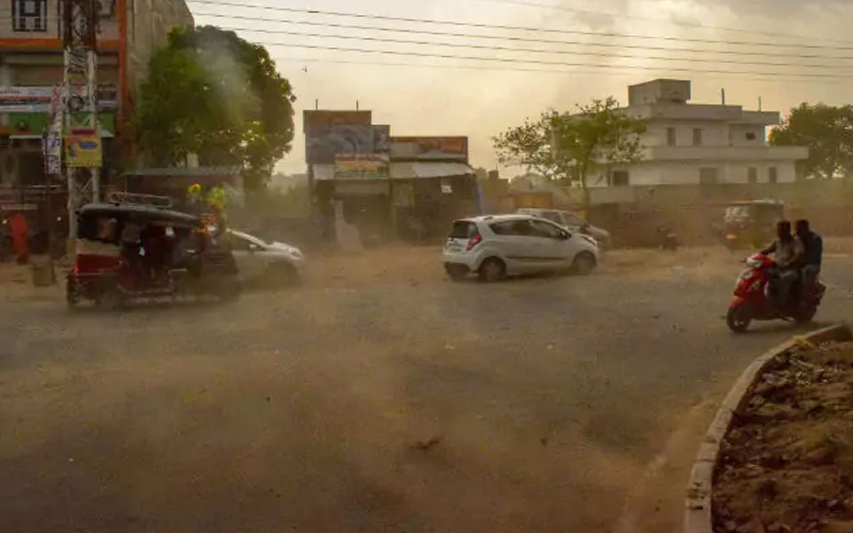 UP dust storm toll climbs to 12