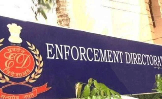 Sena (UBT) leader Parab's aide starts demolishing 'illegal' portion of resort under ED lens