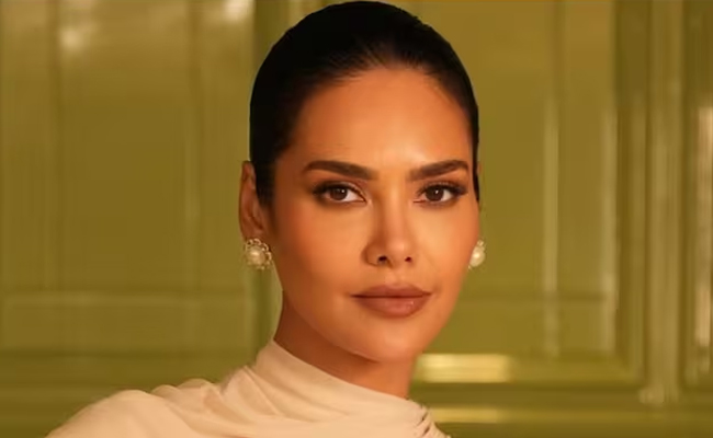 Actor Esha Gupta returns to India after being stuck in UAE, says it was a ‘tough’ situation