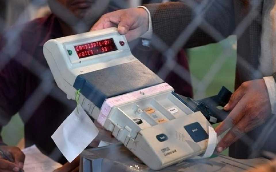 Maharashtra bypolls: Palghar EVMs sent in private car to strongroom