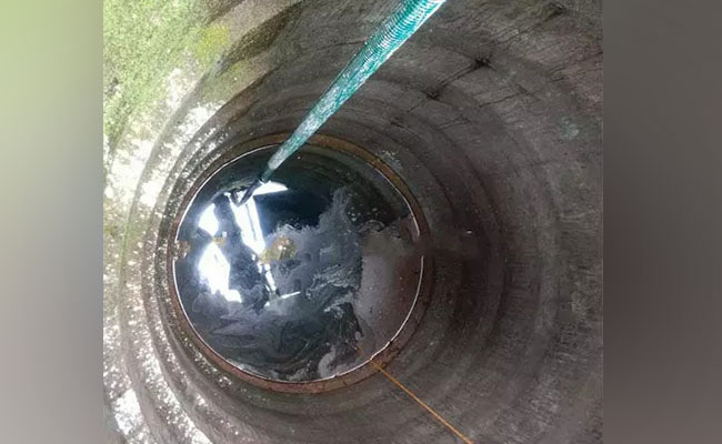 Man jumps into well, dies rescuing cat