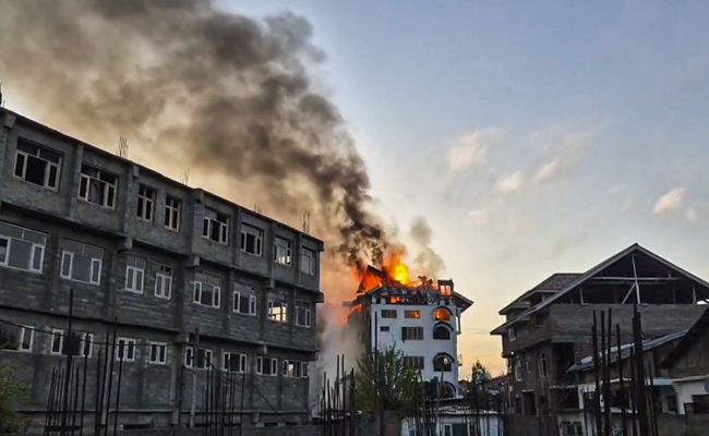 3 hurt as fire breaks out in Darul Uloom building in Srinagar
