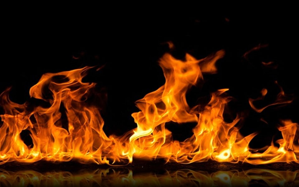 Rubber factory gutted in fire in Thane