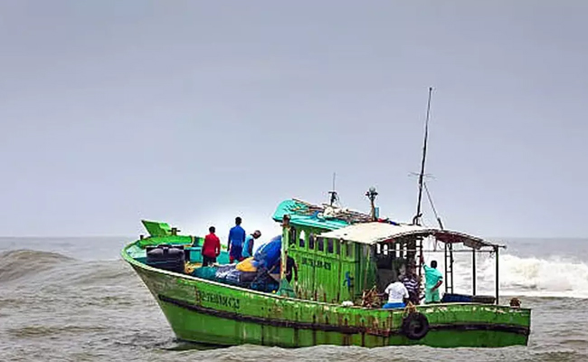 345 Indian fishermen stranded in Iran return home via Armenia