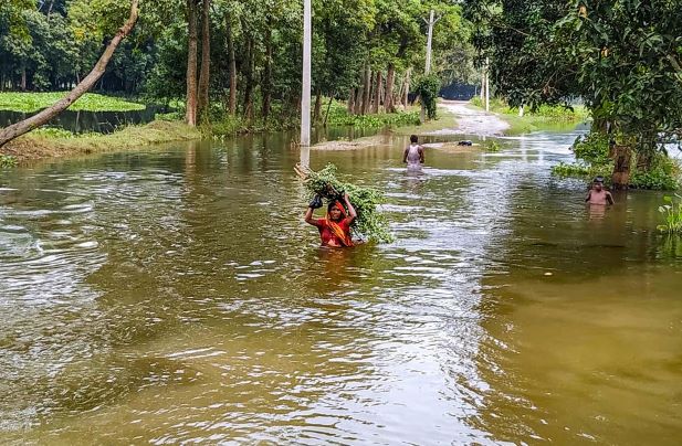 Bihar flood situation worsens, 66 lakh affected; CM makes aerial survey