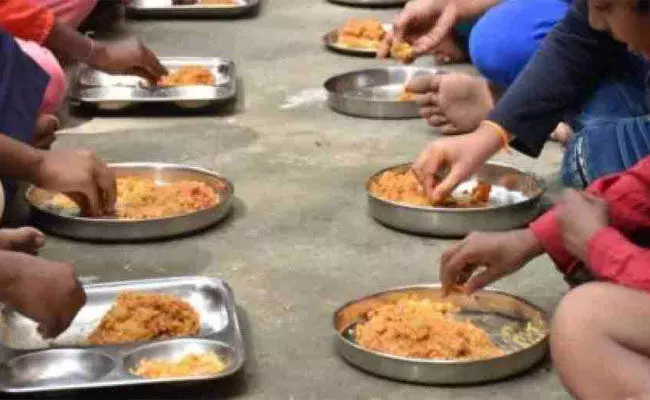 Free food grains of Rs 22,800 crore distributed under Anna Yojana in MP to 5.25 cr people: minister