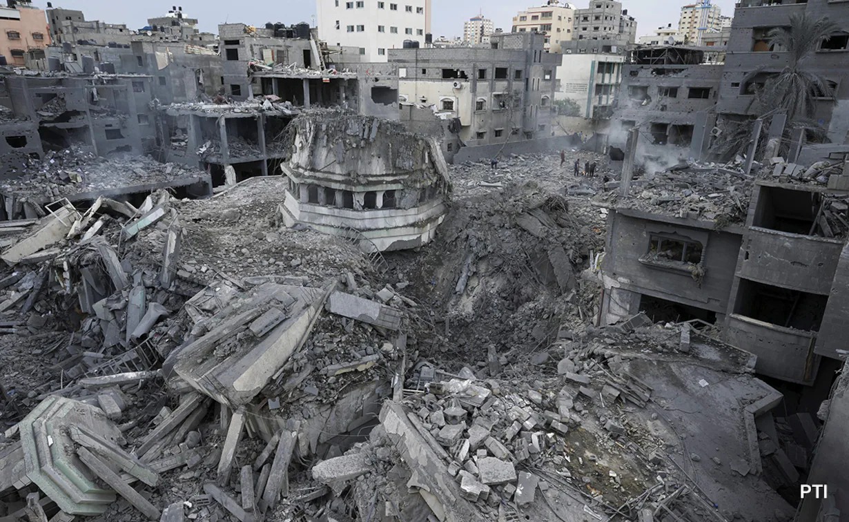 Israeli military renews warnings to Palestinians not to return to war-torn northern Gaza