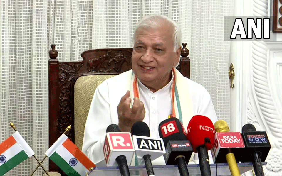 If ordinance sent by state govt targets me, will refer it: Kerala Governor