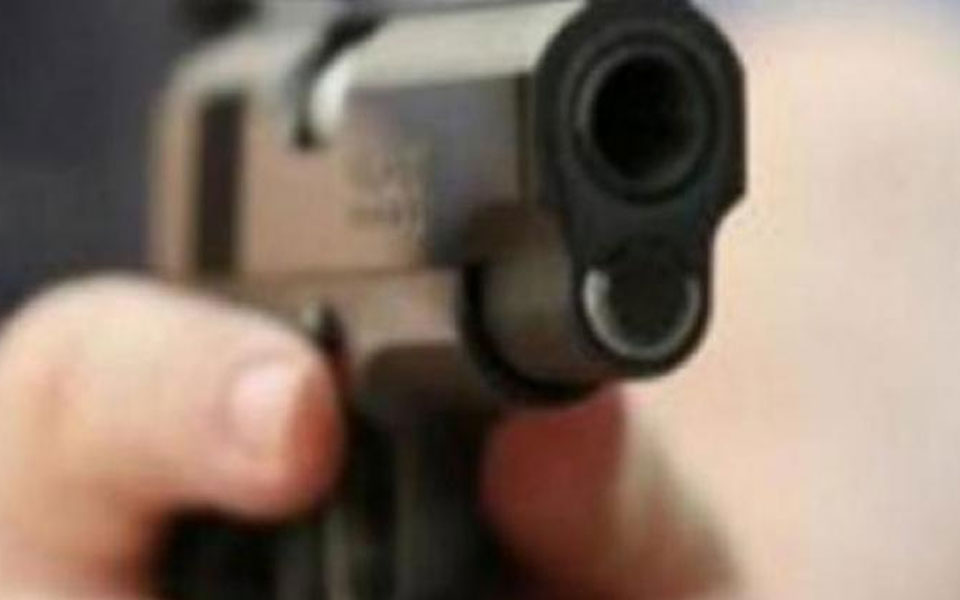 Child shot during panchayat violence brought to Kolkata