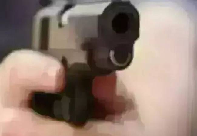 Bengal college girl shot dead at home by ex-boyfriend