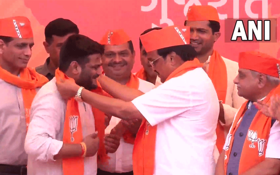 Hardik Patel joins BJP, says will be a soldier under Modi's leadership