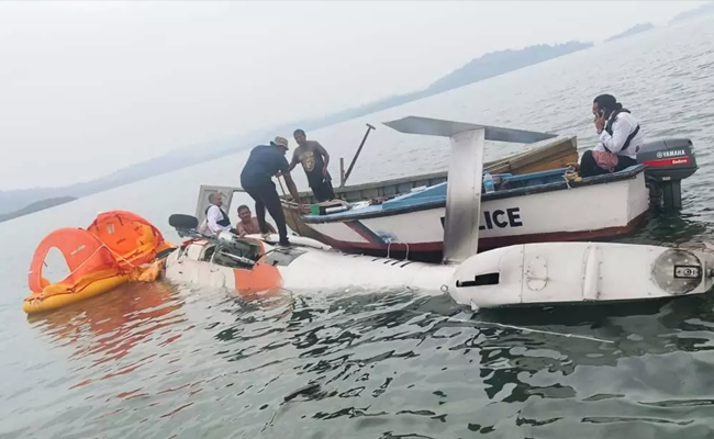 Pawan Hans helicopter crashes into sea off Mayabunder, All on board safe