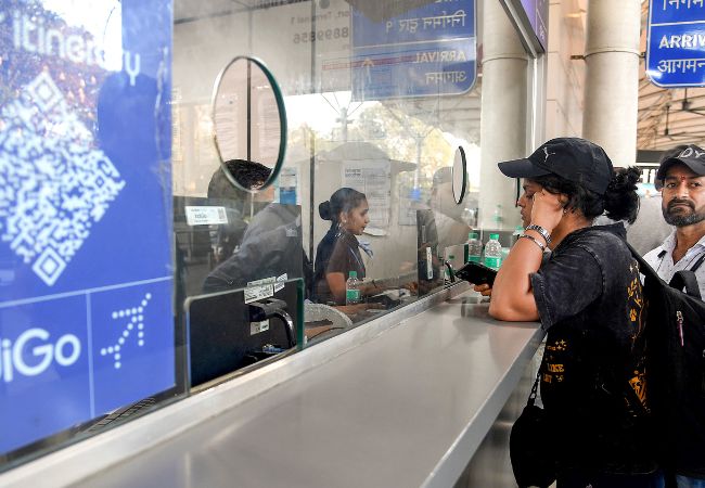 IndiGo cancels over 650 flights on Sun; ops slowly stabilise