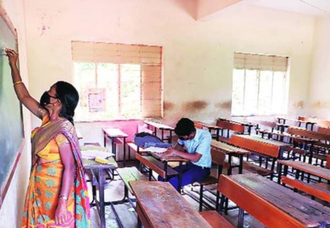 CPI rebels against CPI(M) in Kerala over PM SHRI Schools, sparking LDF turmoil