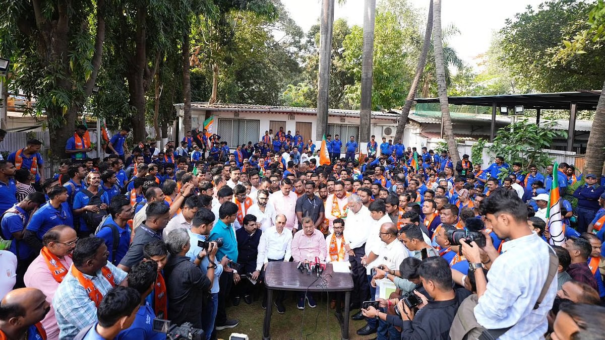 Over 2,000 IndiGo employees join BJP ahead of BMC elections in Mumbai