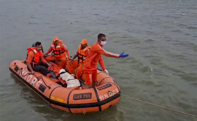 MP boat tragedy: Death toll climbs to 12; search on for one missing person