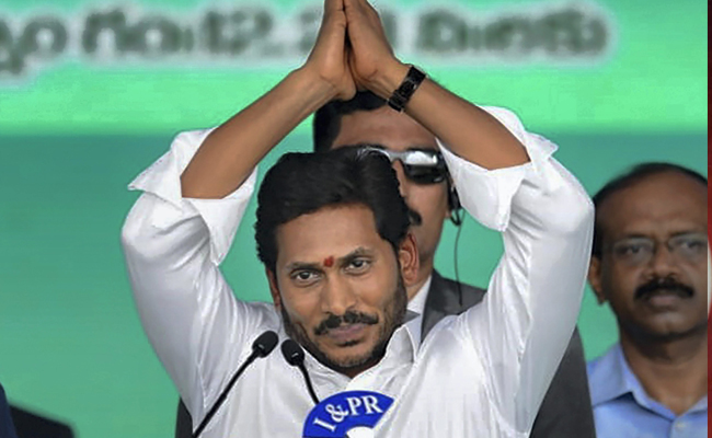 Jagan accuses Sharmila of 'illegally' transferring shares, moves tribunal saying "no love left"