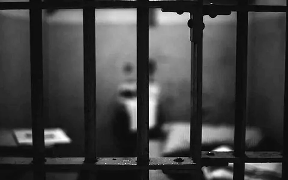 Hyderabad jail warden untraced after sending suicide note