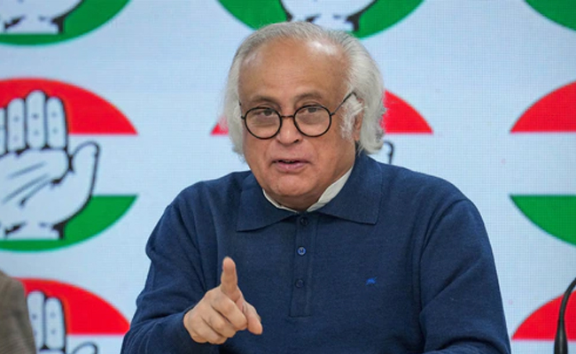 Cong hits back at PM Modi, calls him 'master distorian'