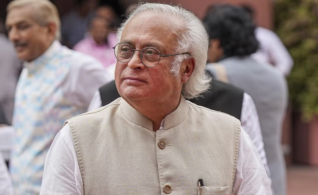 Row over election rules: SC seeks response of Centre, EC on plea of Jairam Ramesh