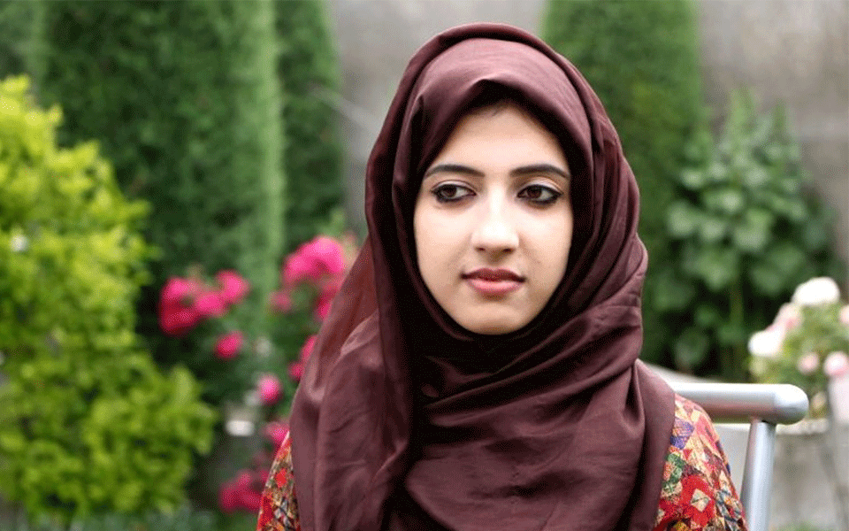 Separatist leader's daughter tops CBSE results in J&K