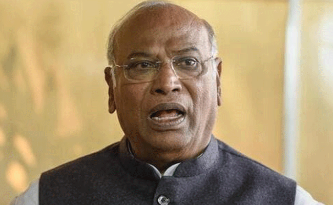 Congress objects to Chairman Jagdeep Dhankhar expunging portions from Kharge's speech