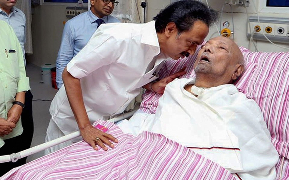 Karunanidhi's condition extremely critical: Hospital