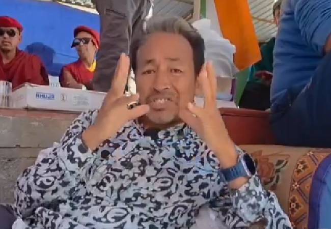 Arson and violence in Leh, Sonam Wangchuk calls off strike